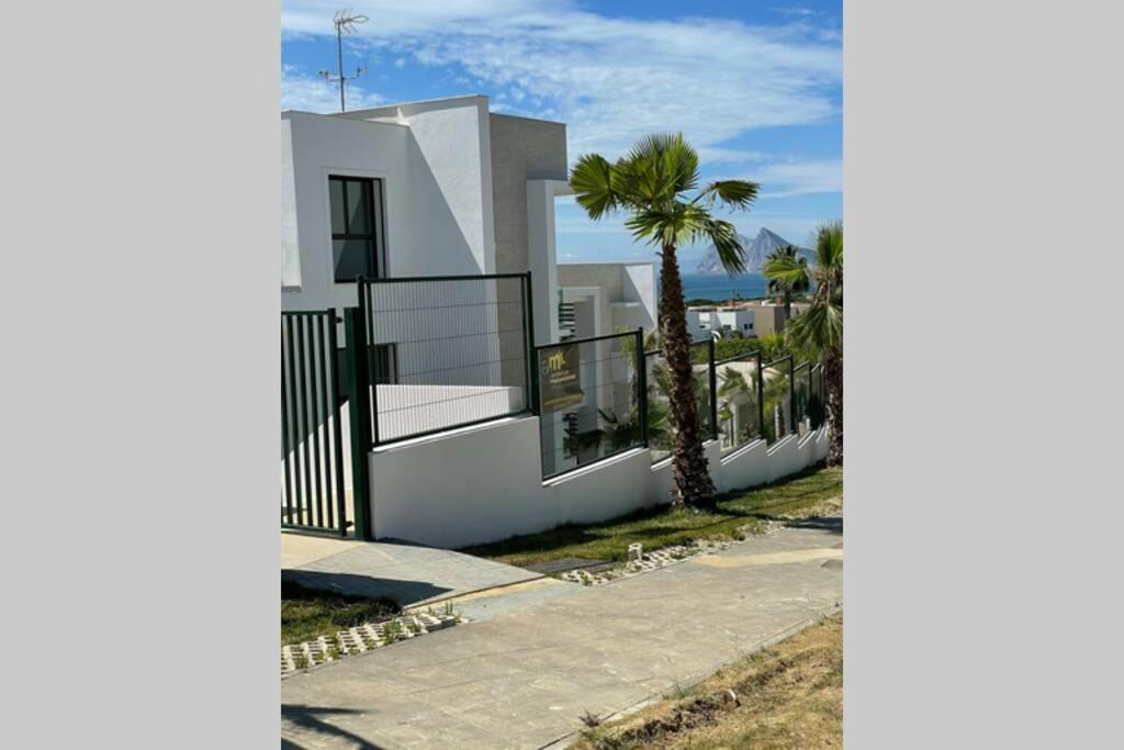 Modern 2 Beds Apartment In La Alcaidesa Esterno foto