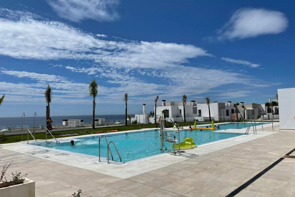 Modern 2 Beds Apartment In La Alcaidesa Esterno foto