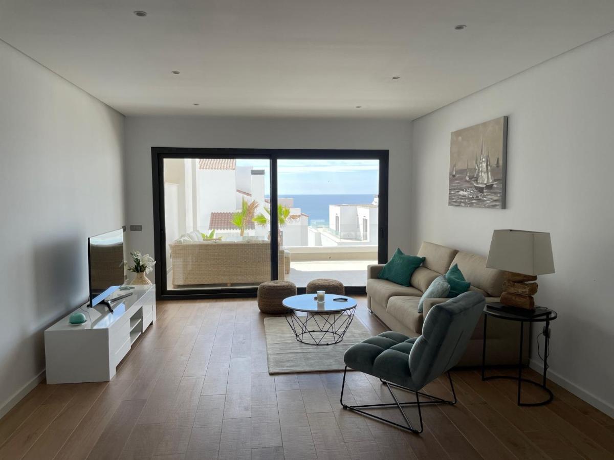 Modern 2 Beds Apartment In La Alcaidesa Esterno foto
